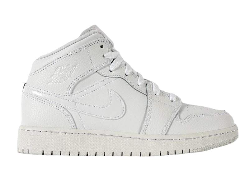 Air Jordan 1 Mid Triple White