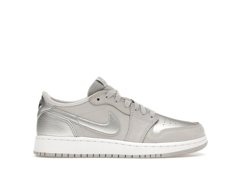 Air Jordan 1 Low OG Metallic Silver