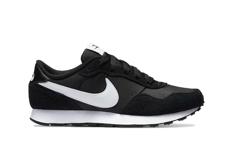 Nike MD Valiant Black White