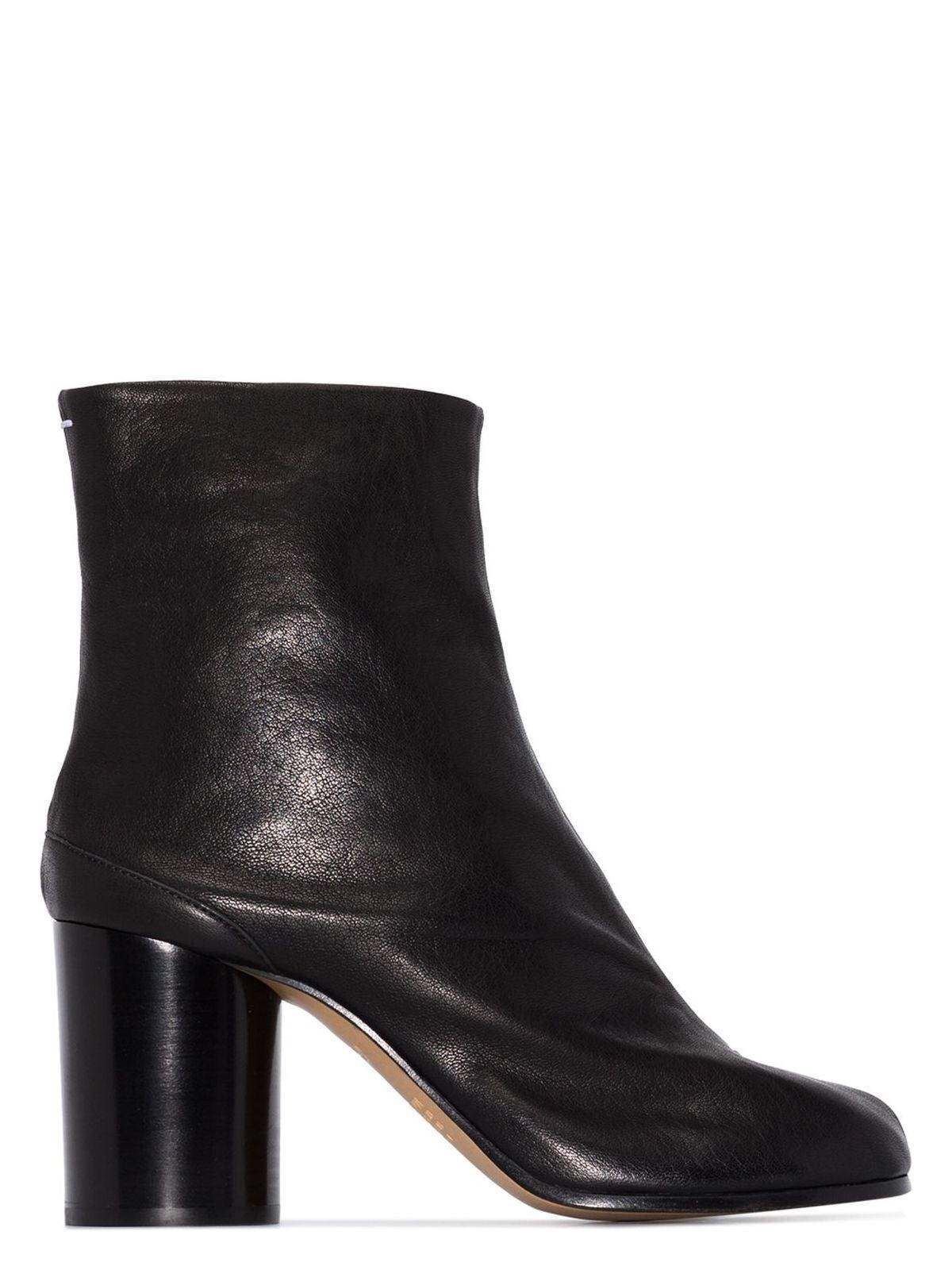 Maison Margiela Women's Tabi Ankle Boots H80 in Black