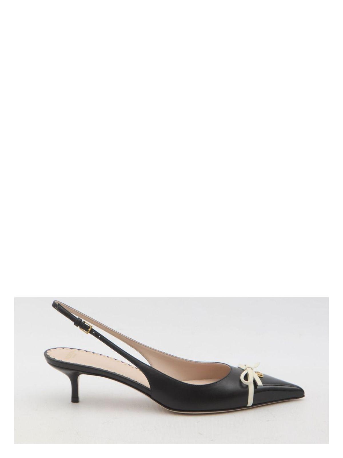 Valentino Garavani Slingback Pumps With Vlogo Signature in Black