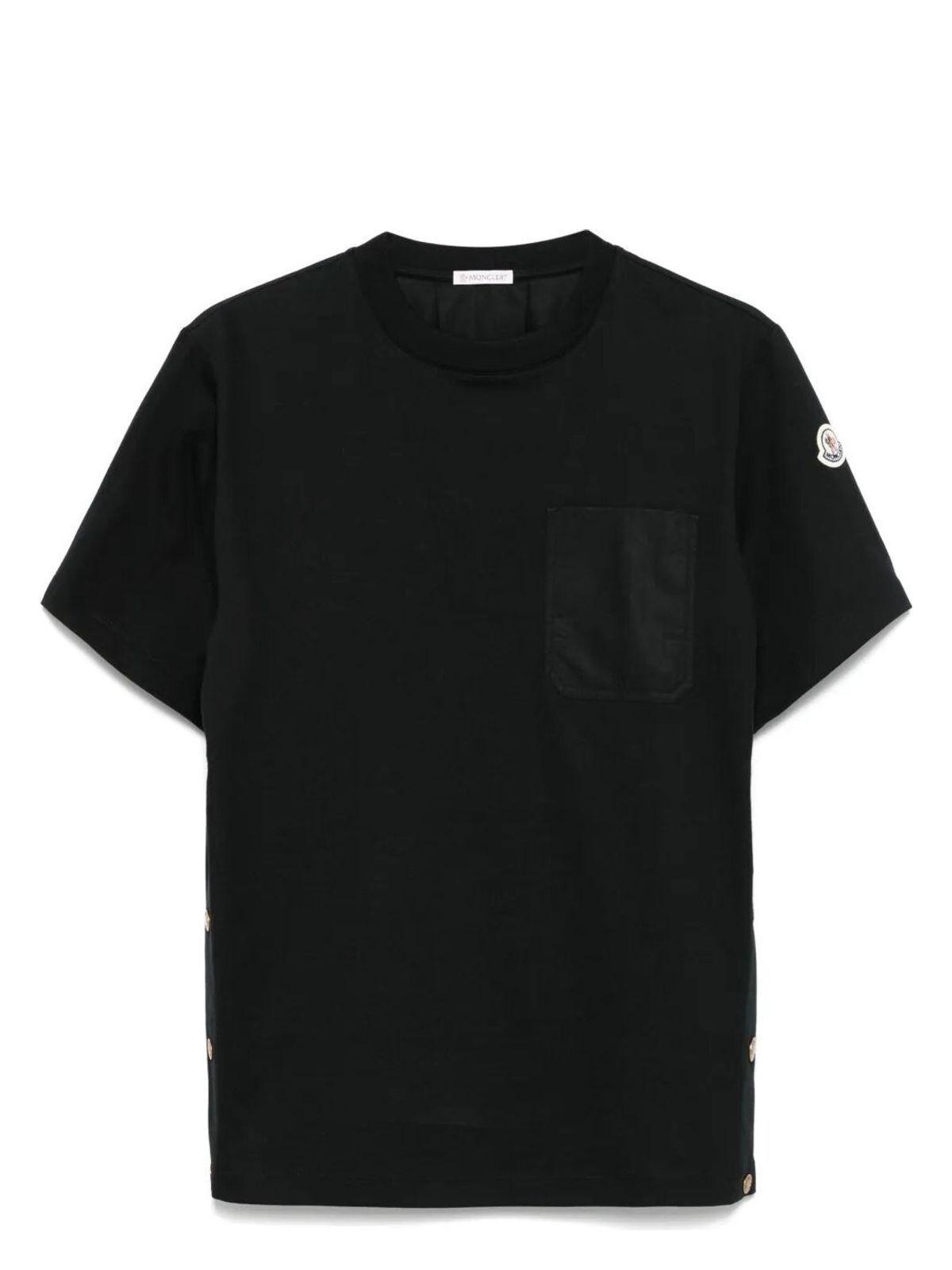 Moncler Women's T-Shirt With Pocket in Black