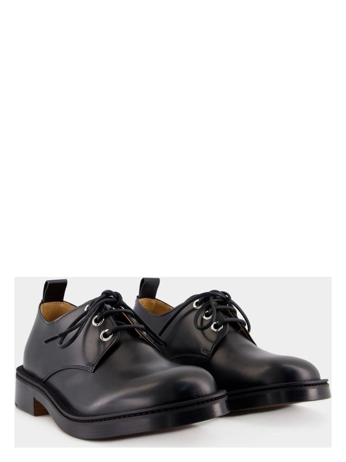 Alexander Mcqueen Women's Shoe S.leather in Black