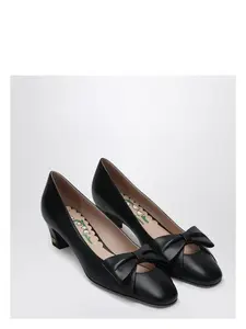 Valentino Garavani Bowow Pumps