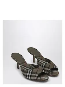 Burberry Women's Mews Mule With Check Pattern in Brown