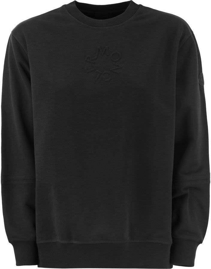 Moncler Women's Sweatshirt With Embossed Logo in Black