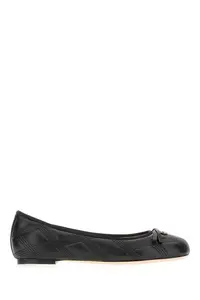 Valentino Garavani Women's Quiltie 67 Leather Ballet Flats in Black