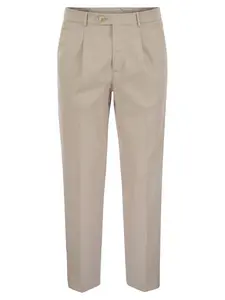 Brunello Cucinelli Men's Garment-Dyed Leisure Fit Trousers in Beige