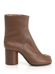 Maison Margiela Tabi Ankle Boots in Brown
