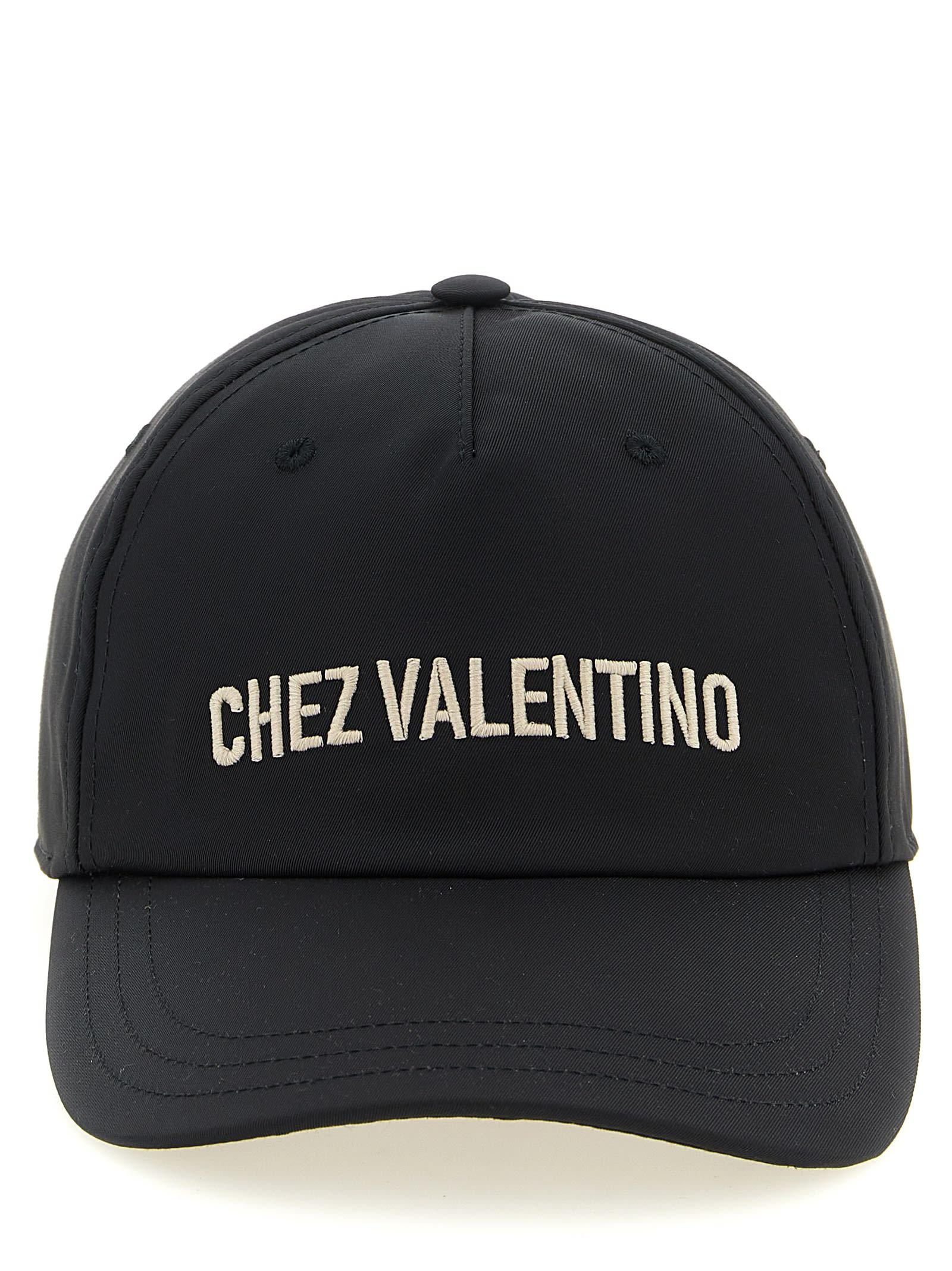 Valentino Garavani chez Valentino Cap