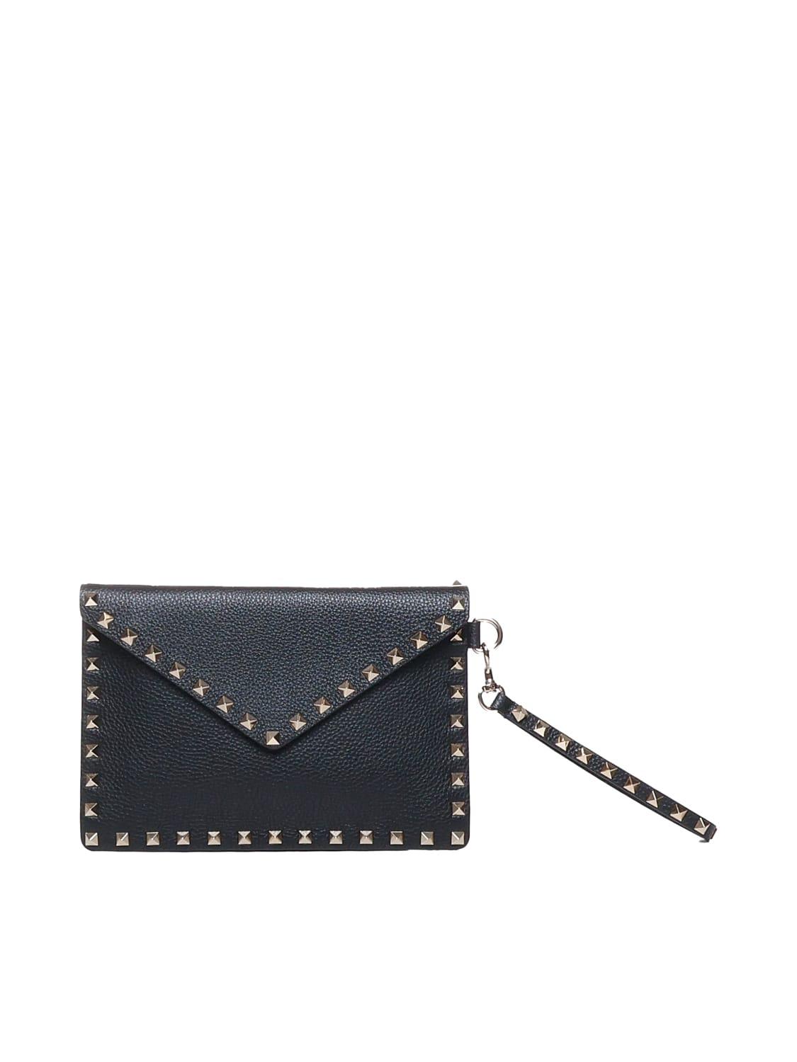 Valentino Garavani Rockstud Pouch In Grained Calfskin